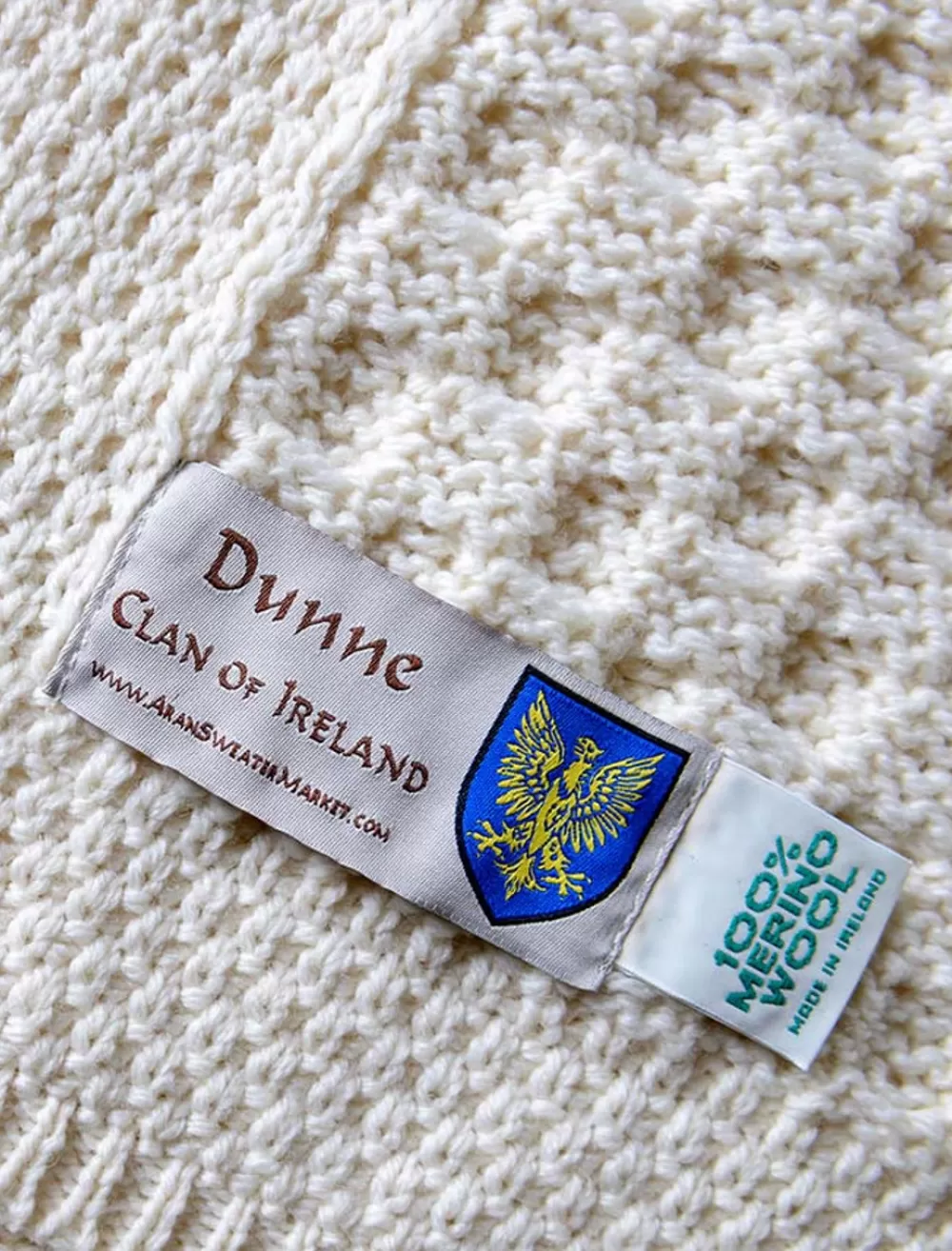 dunne_clan_aran_throw_2-2.webp Flash Sale Dunne Clan Aran Throw Clan Throws