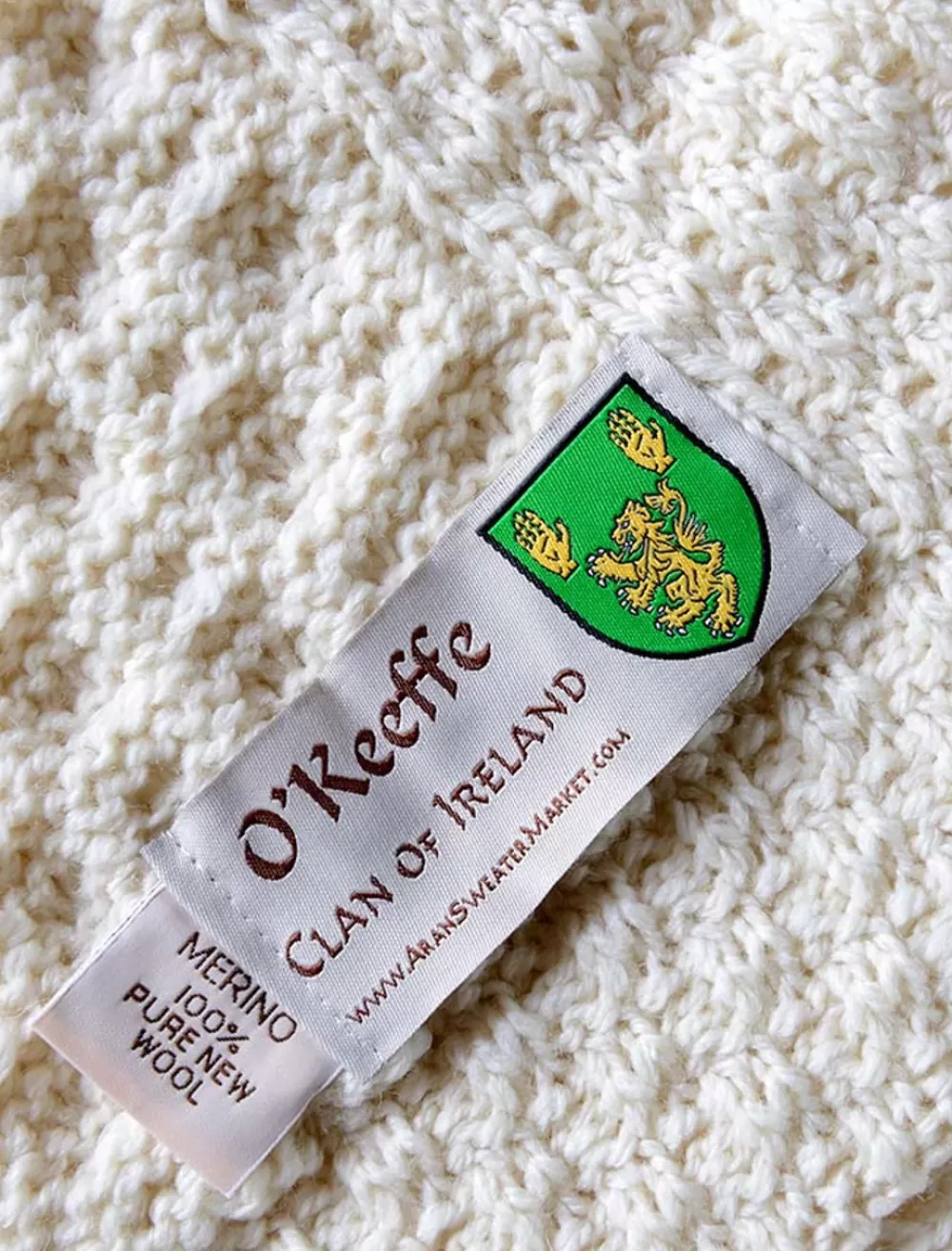 okeeffe_clan_aran_throw_2-2.webp Discount O'Keeffe Clan Aran Throw Clan Throws