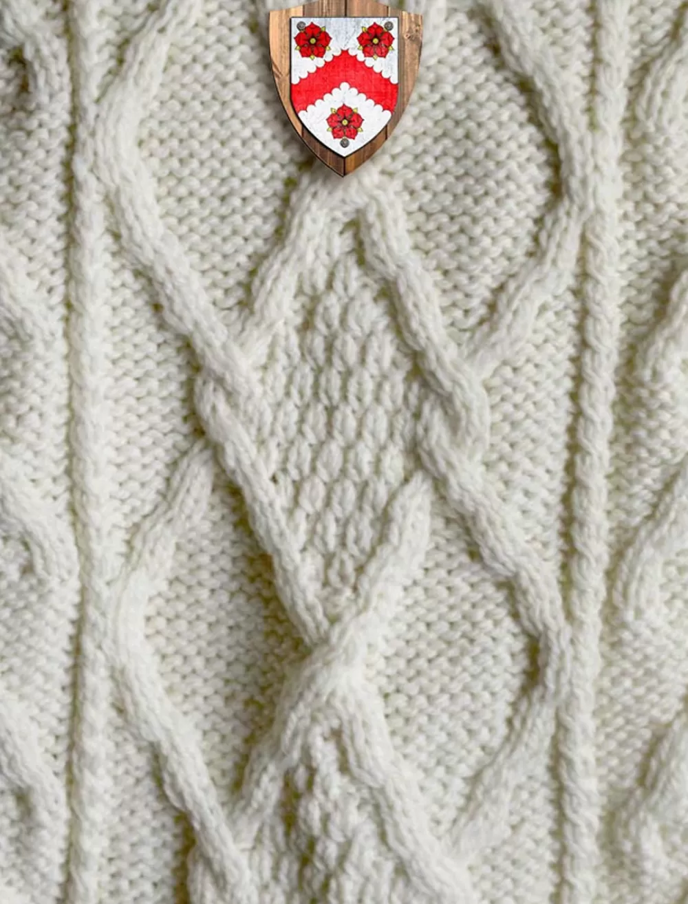 white_clan_aran_throw_3-3.webp Outlet White Clan Aran Throw Clan Throws